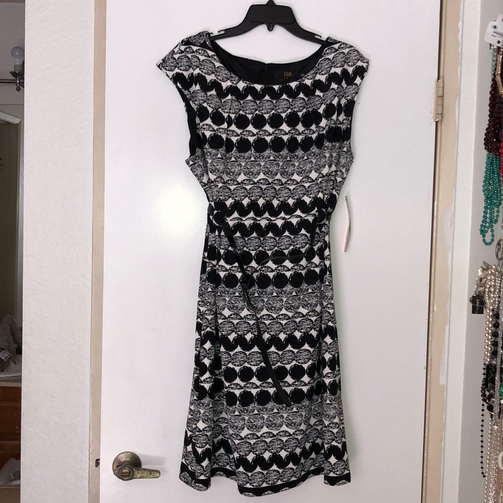 NWT career black/white stretch dress